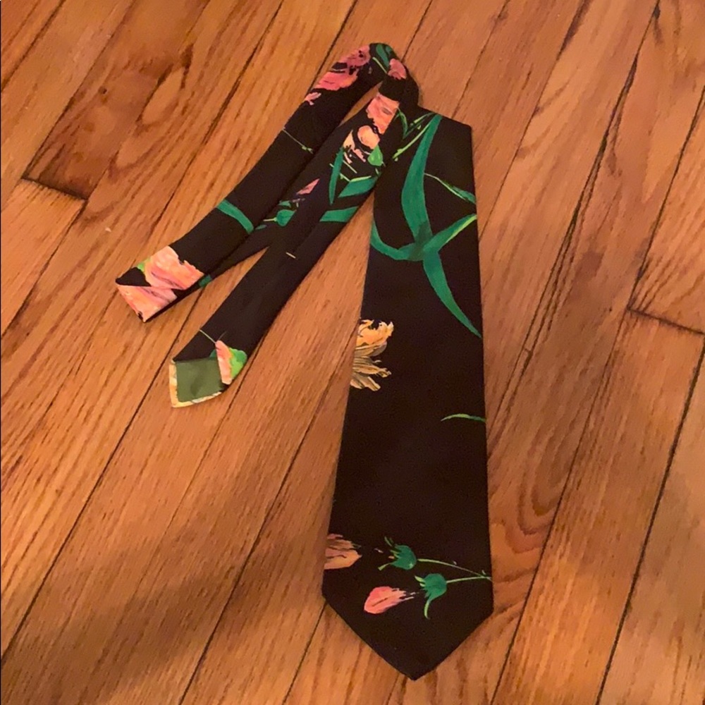 Tie